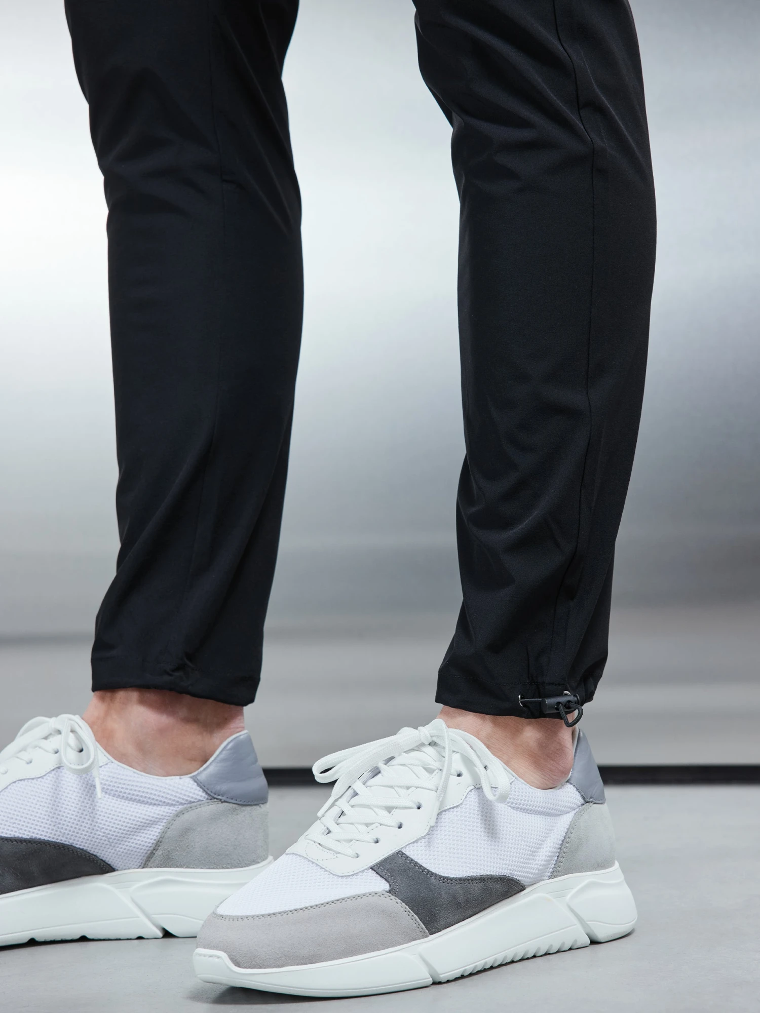 Active Technical Cargo Pant In Black 5 Active Technical Cargo Pant In Black - Image 3