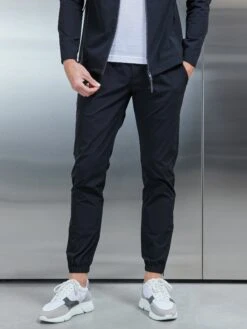 Active Technical Cuffed Trackpant In Black