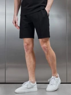 Cavour Textured Short In Black