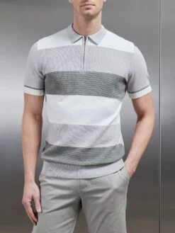 Colour Block Knitted Zip Polo Shirt In Sage