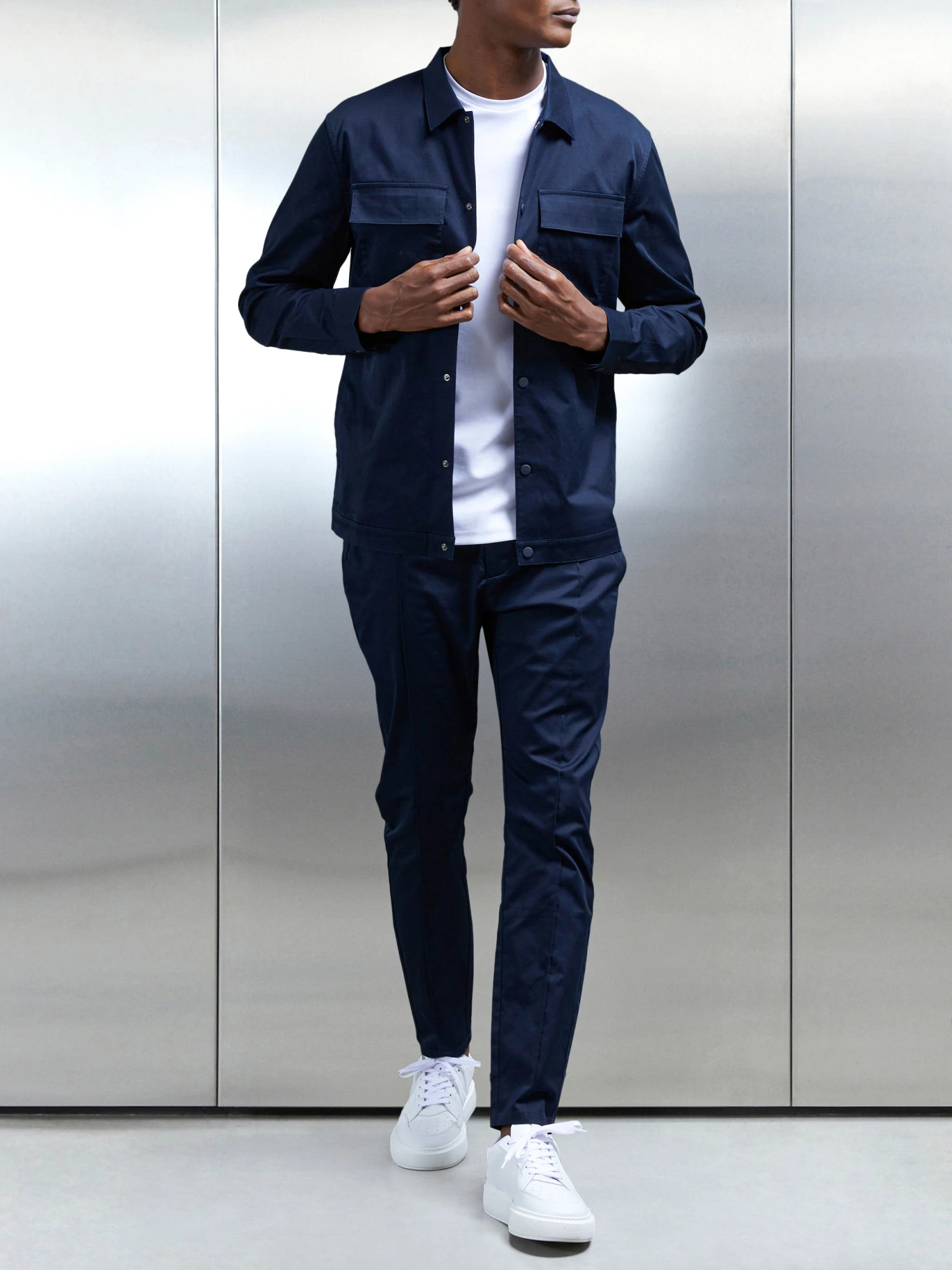 Essential Overshirt In Navy 4 Essential Overshirt In Navy - Image 2