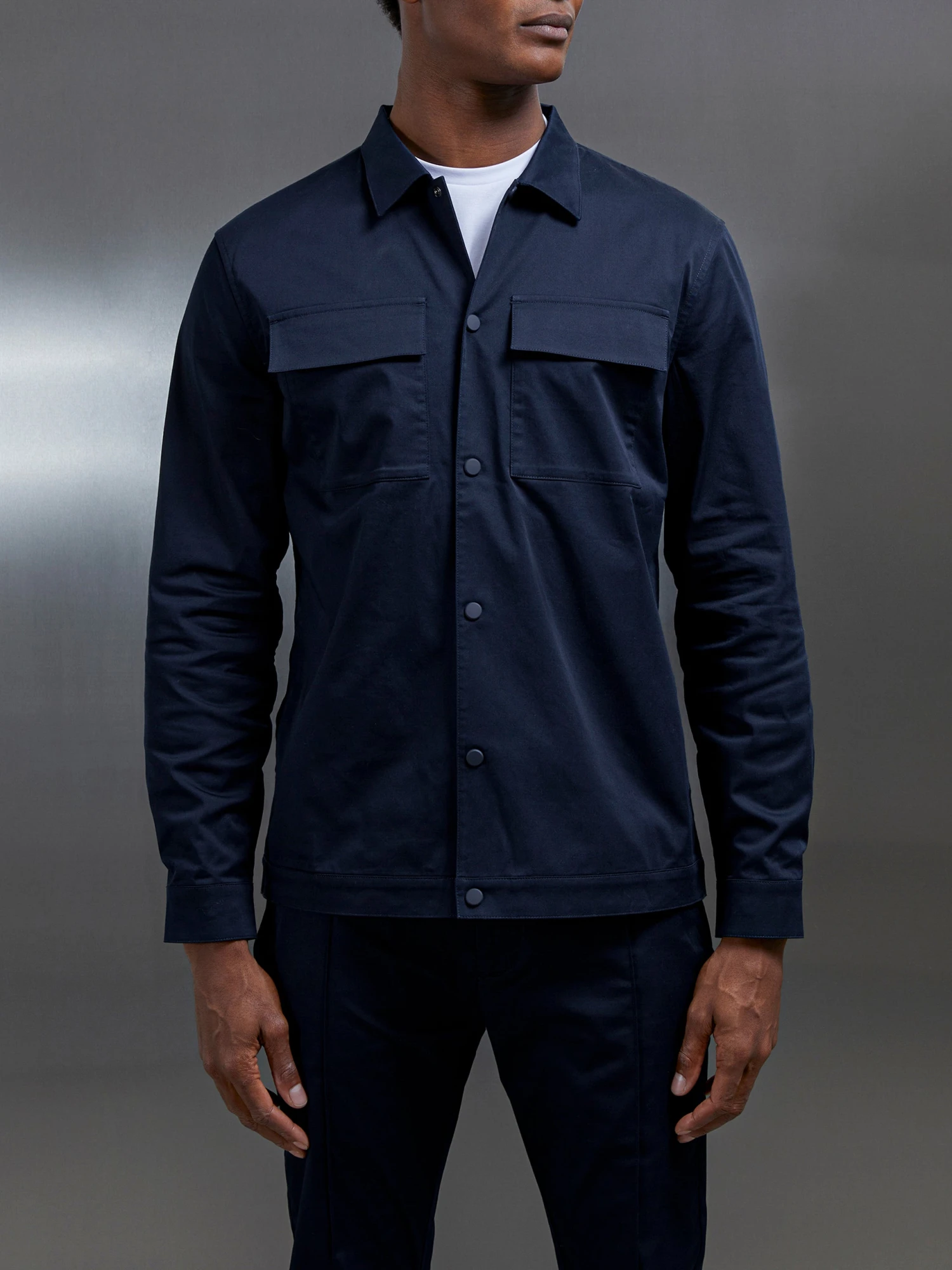 Essential Overshirt In Navy 6 Essential Overshirt In Navy - Image 4