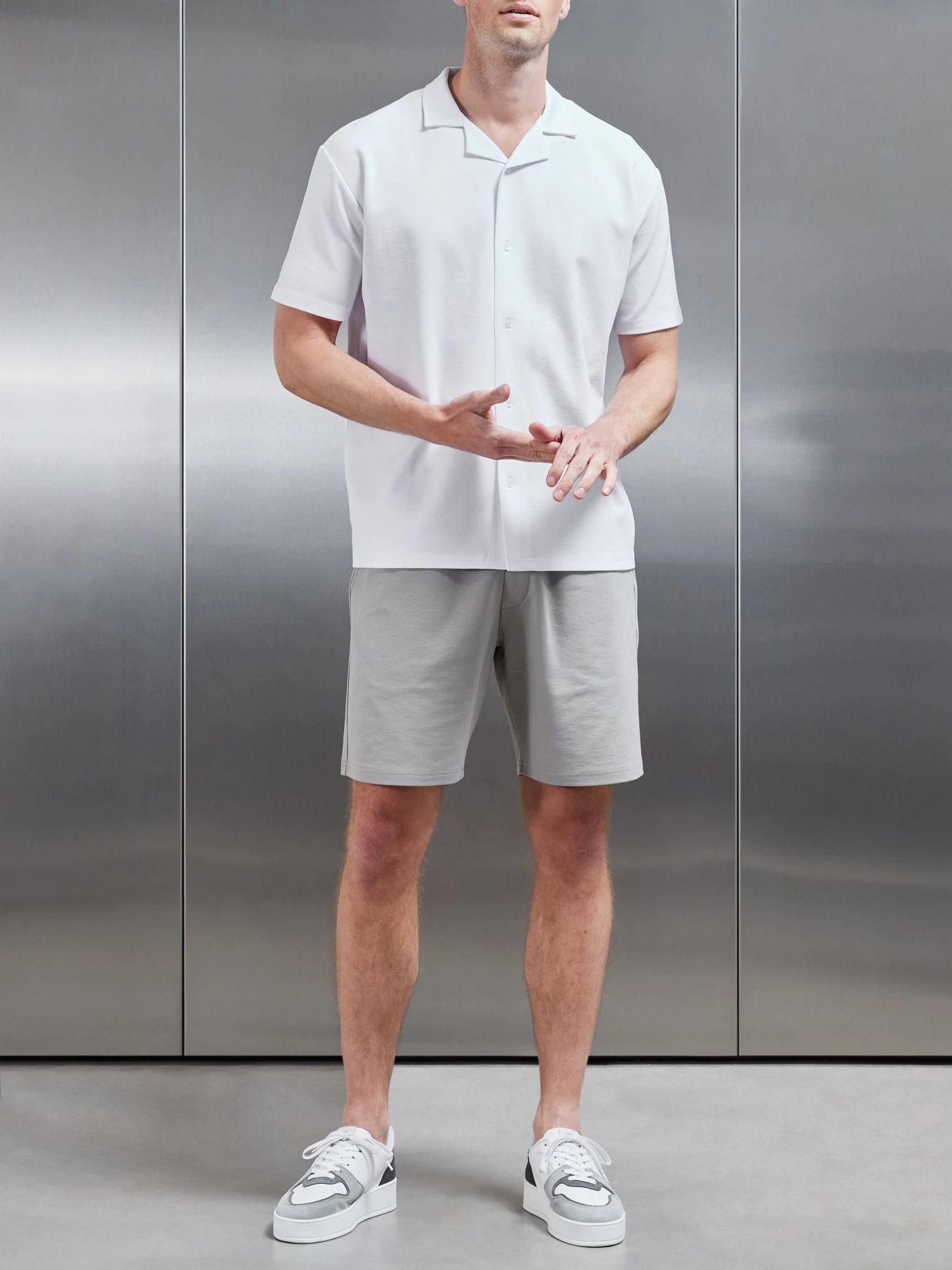 Interlock Relaxed Fit Revere Collar Shirt In White 6 Interlock Relaxed Fit Revere Collar Shirt In White - Image 4