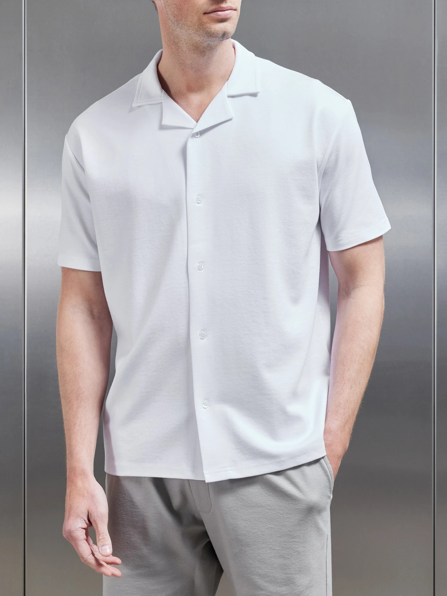 Interlock Relaxed Fit Revere Collar Shirt In White 7 Interlock Relaxed Fit Revere Collar Shirt In White - Image 5