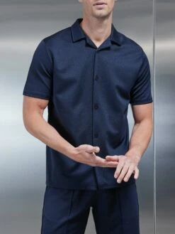 Textured Interlock Revere Collar Shirt In Navy