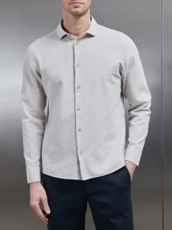 Linen Long Sleeve Cutaway Collar Shirt In Stone