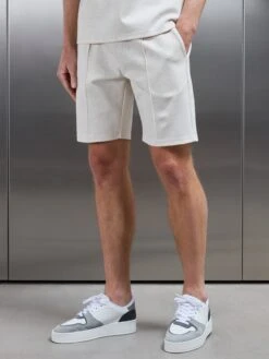 Luxe Essential Short In Oatmeal