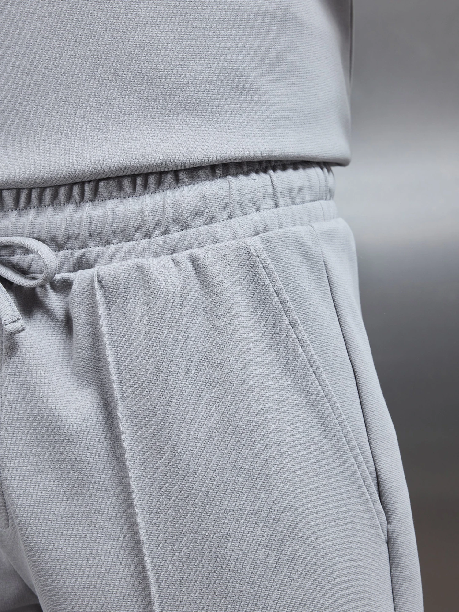 Luxe Essential Short In Mid Grey 8 Luxe Essential Short In Mid Grey - Image 6