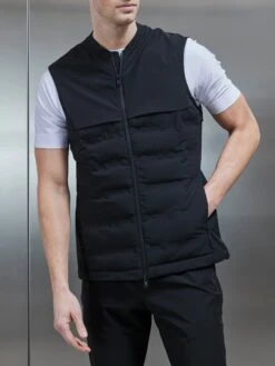 Performance Gilet In Black