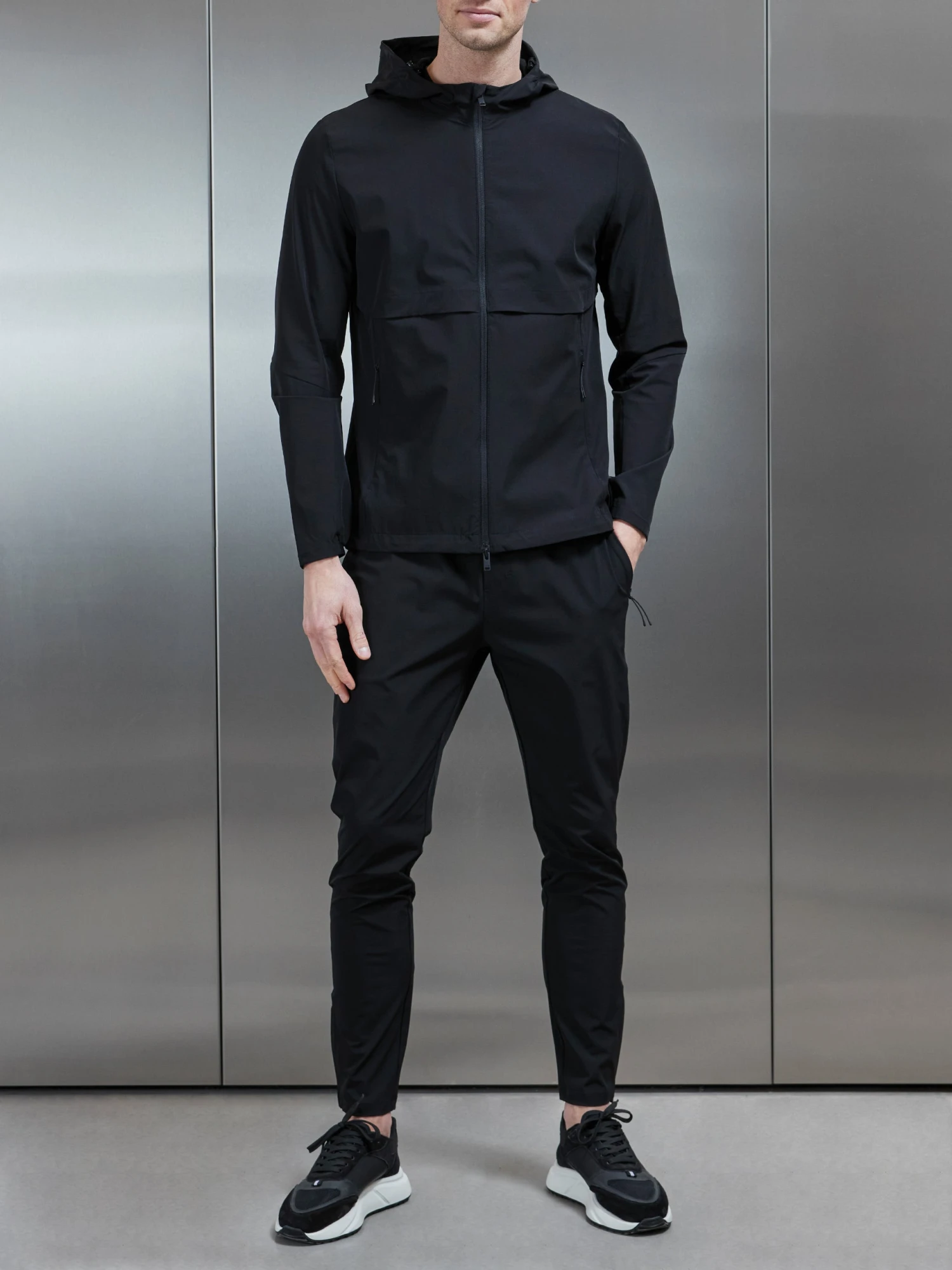 Performance Windbreaker In Black 4 Performance Windbreaker In Black - Image 2