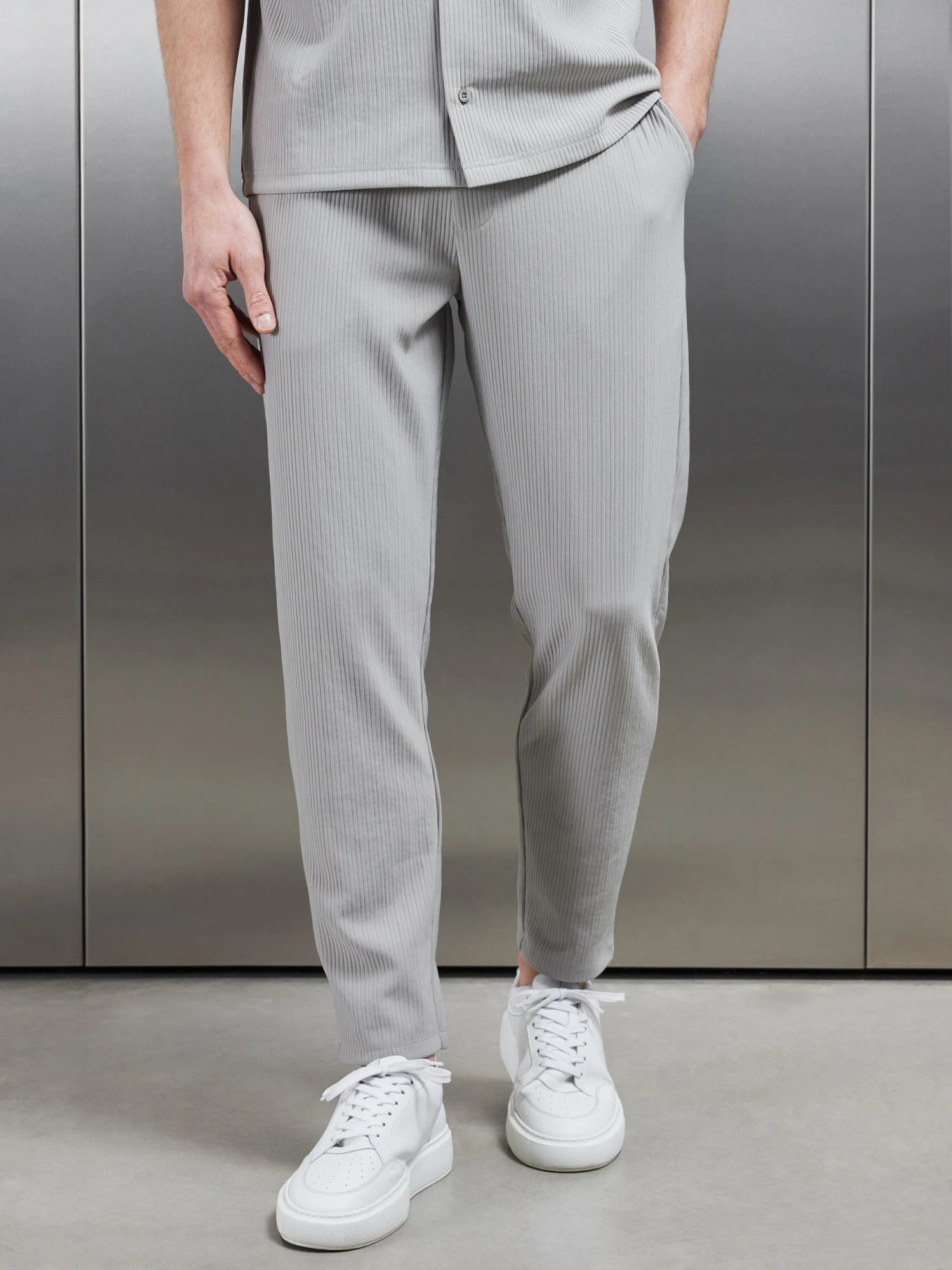 Pleated Trouser In Stone 5 Pleated Trouser In Stone - Image 3