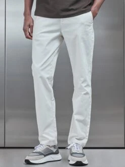 Relaxed Fit Chino Trouser In Off White