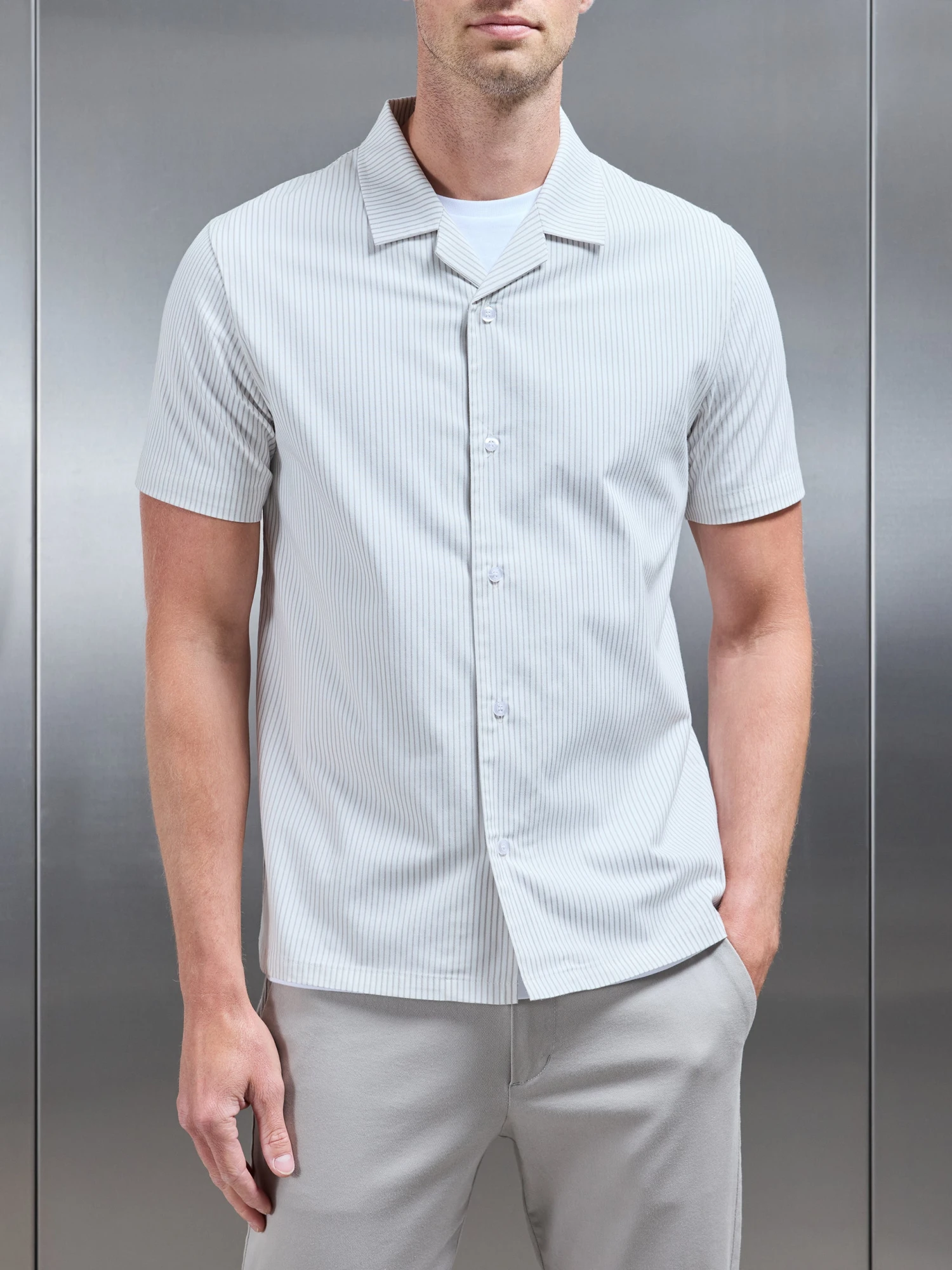 Stripe Short Sleeve Revere Collar Shirt In White 6 Stripe Short Sleeve Revere Collar Shirt In White - Image 4