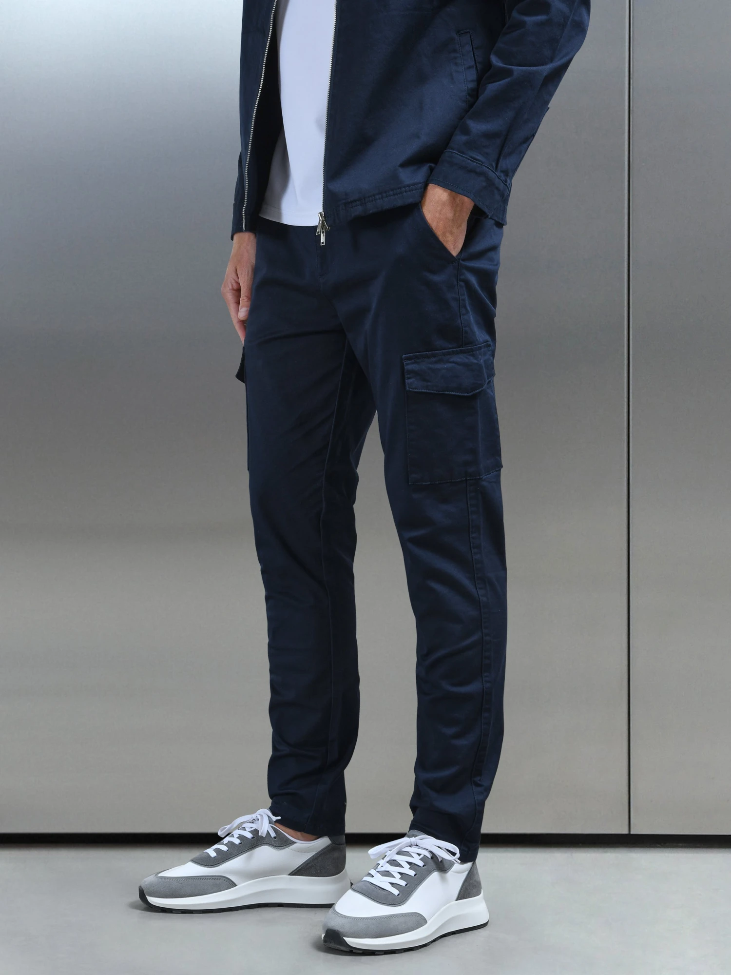 Tailored Cotton Cargo Pant In Navy 5 Tailored Cotton Cargo Pant In Navy - Image 3