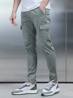 Tailored Cotton Cargo Pant In Olive