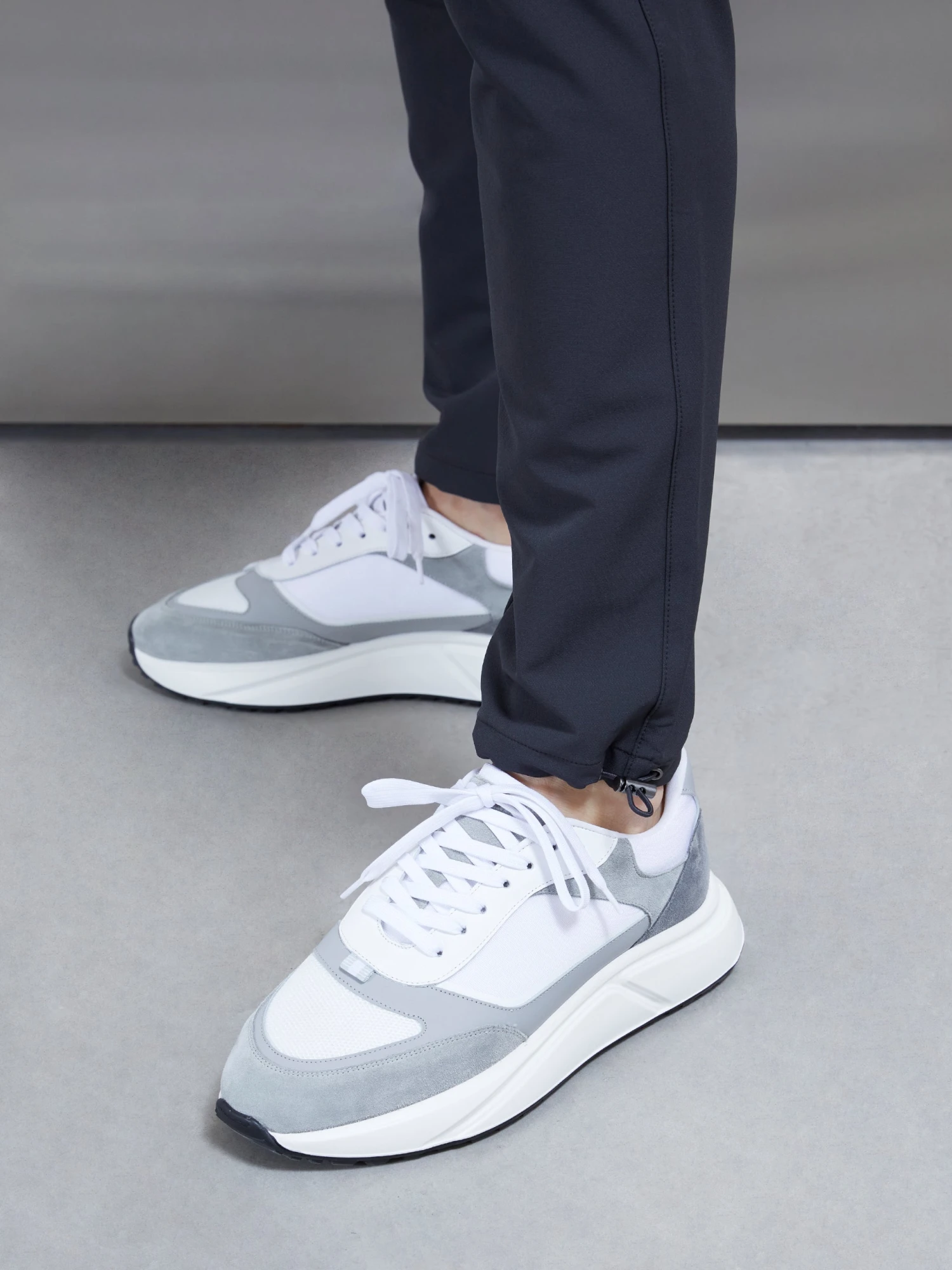 Technical Mid Weight Utility Cargo Pant In Grey 6 Technical Mid Weight Utility Cargo Pant In Grey - Image 4