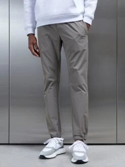 Utility Trackpant In Olive 10 Utility Trackpant In Olive -Cheap Shirts Shop UTILITYTRACKPANT OLIVE 1489 570e49f4 e73f 4a19 85f5 f79bcbb6a853